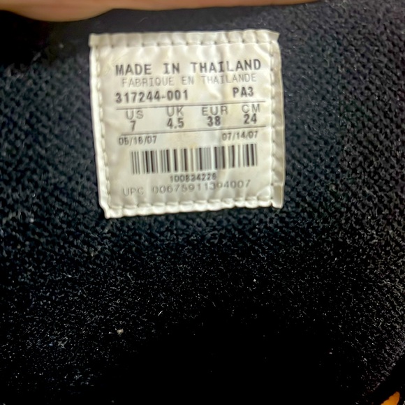 Black and Grey, Nike Boot, Size US 7 - Picture 5 of 5